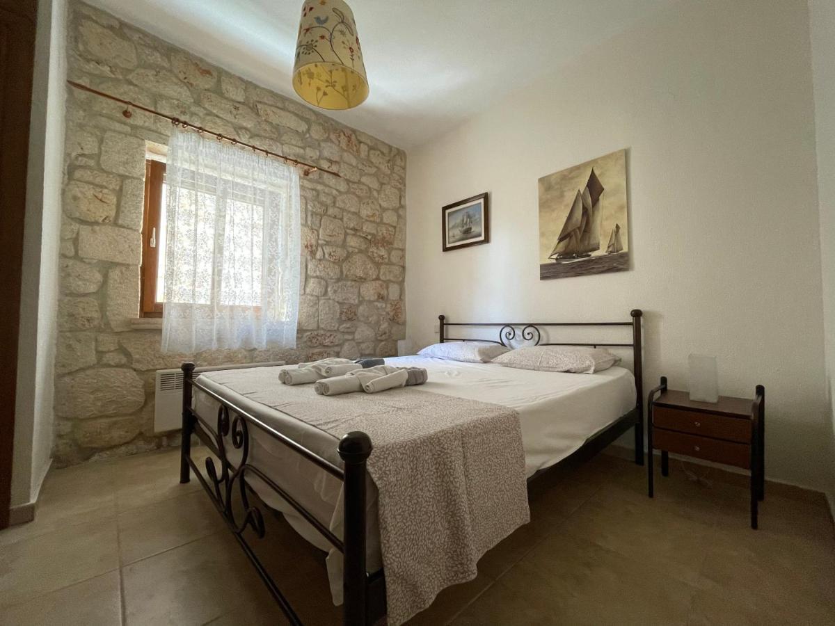 Jordan'S Stone House Villa Siviri Ngoại thất bức ảnh