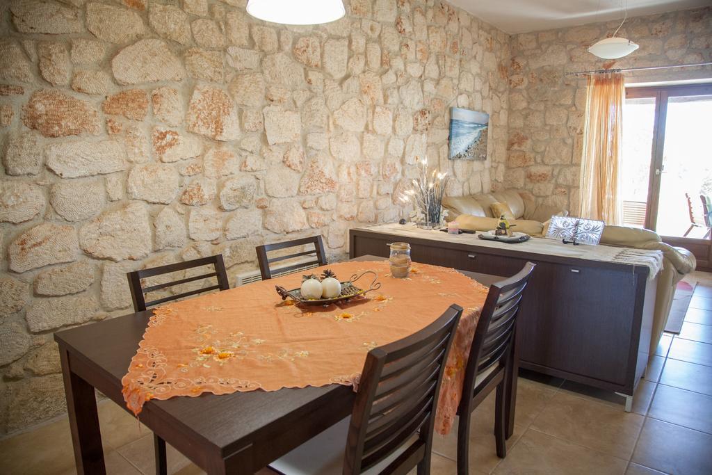 Jordan'S Stone House Villa Siviri Ngoại thất bức ảnh