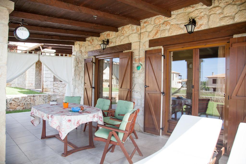 Jordan'S Stone House Villa Siviri Ngoại thất bức ảnh